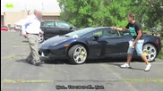 Изпражнение върху Lamborghini - Шега