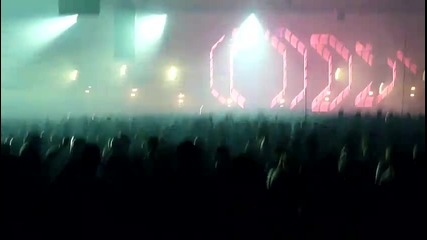 Tiesto @ Energy 2011 ( Forever Young )