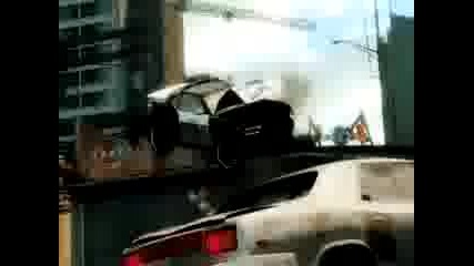 Яко Полицейска кола преследва Audi R8 Nfs Undercover !!!