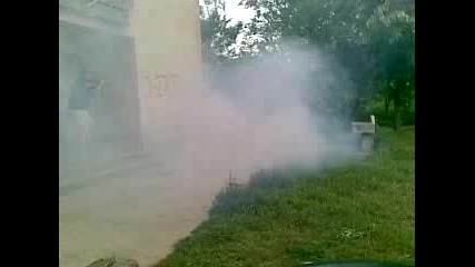 Росен Бобчев пали гумата на Ижака