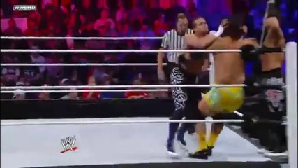 Epico and Primo vs The Usos Wwe Superstars 11/17/11