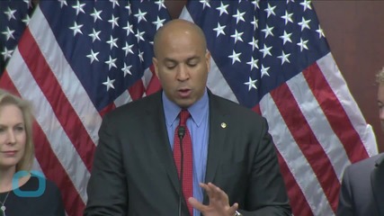 Cory Booker Knows How to Handle Twitter Trolls