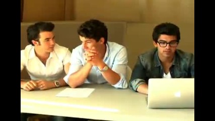 Jonas Brothers Live Chat 4_28_10 part 1