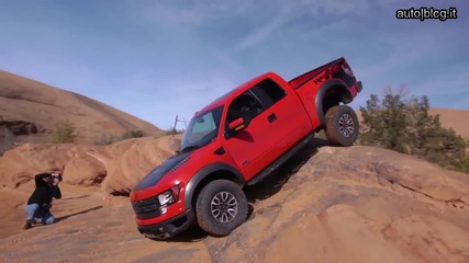 Чудовищен Ford F-150 Svt Raptor