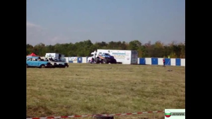 Monster Truck Show в Банкя 2010 !!! Част 1/4