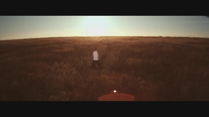 Възхитителна! -- Eminem - Love The Way You Lie ft. Rihanna