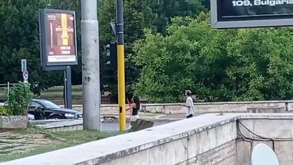 Vid_20230722_204202.mp4
