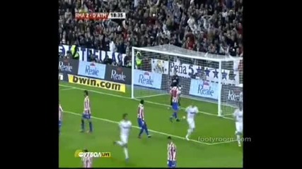 Real Madrid - Atletico Madrid 2 - 0 07 11 2010 