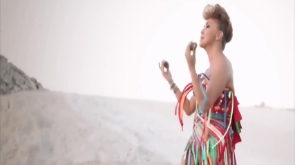 Yonca Evcimik - Yallah Sevgilim
