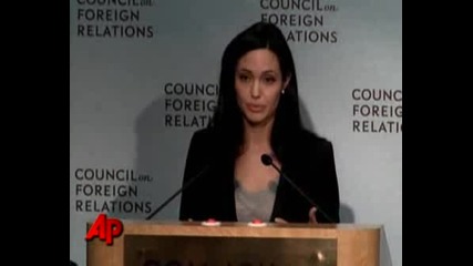 Анджелина Джоли - Пресконференция
