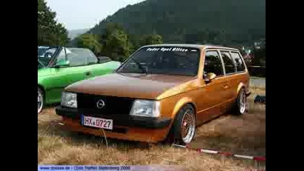 Opel Kadett D Caravan.mp4