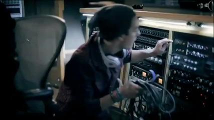 David Guetta & Chris Willis ft Fergie & Lmfao - Gettin Over You high Definition 