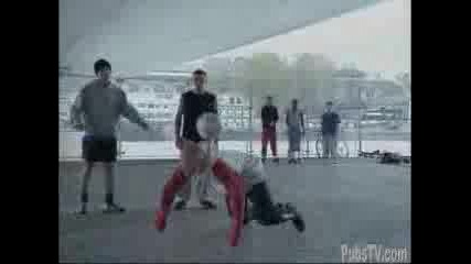 Nike - Freestyle Football