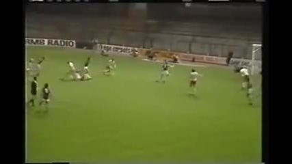 1981/1982 Aston Villa - Valur Reykjavik 5-0