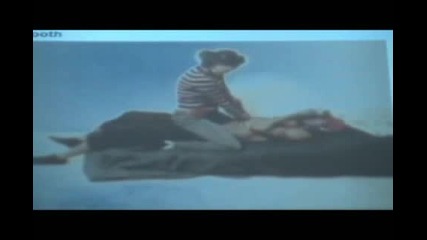 Chris Brown Beats Up Girlfriend Ghetto Walkin 