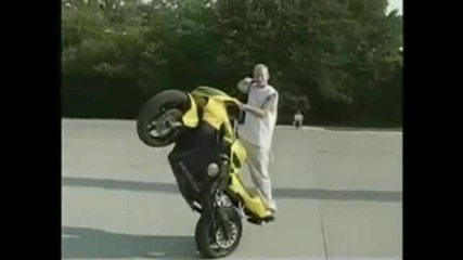 Street Bike Stunts ( Must See )