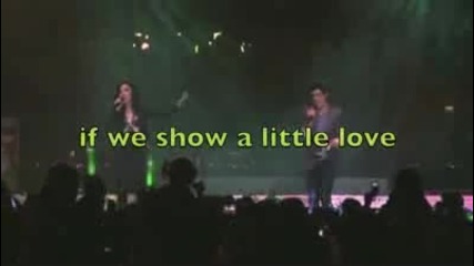 Joe Jonas Y Demi Lovato - Make a wave lyrics