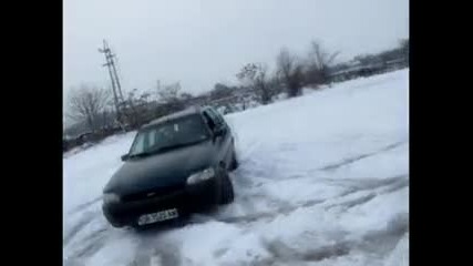 !!! Зимен дрифт на Ford и Renault !!!