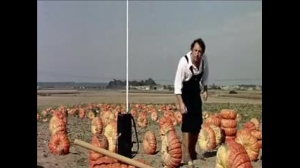 Не е лесно - Ера
