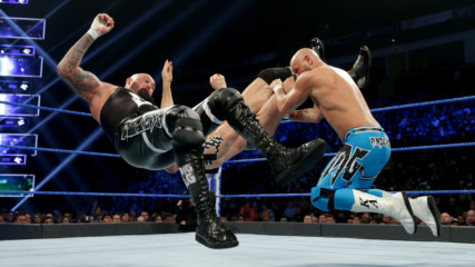 The Usos & Gallows & Anderson vs. The Bar & SAnitY: SmackDown LIVE, Dec. 25, 2018