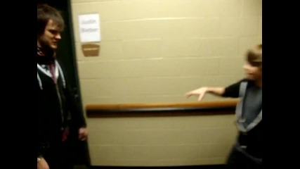 Justin Bieber Adam Lambert and Blg Handshake Kdwb Jingle Ball 2009 