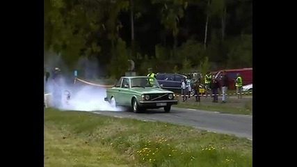 V8 Volvo 242dl 1975