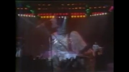 Queen - Keep Yourself Alive (хюстън 1977)