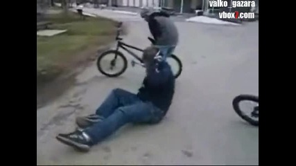 Лошо падане на велосипедист
