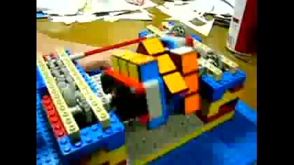 Toshiya Hirohatas Lego Rubiks Cube trainer 