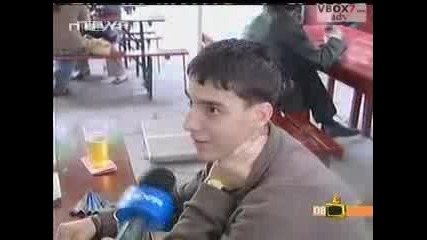 Ученици Пият Бира