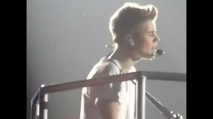 Justin Bieber singing Fall Believe Tour 11-9-12 New Jersey