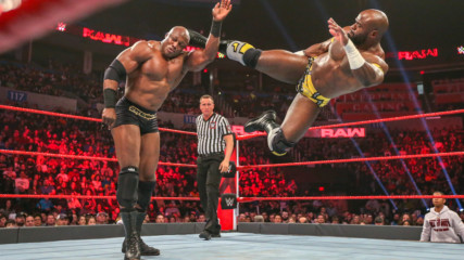 Apollo Crews vs. Bobby Lashley: Raw, Jan. 21, 2019