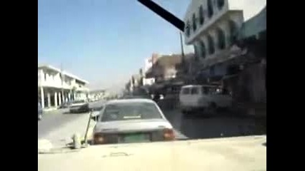 Военна кола блъска коли умишлено в Ирак 