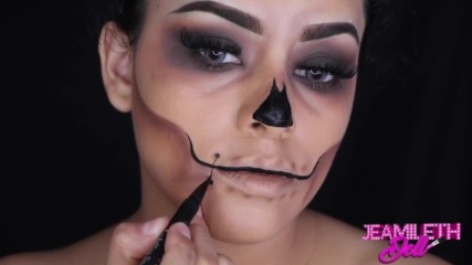 Лице на мъртвец - грим за Хелоуин