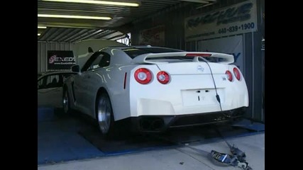 Switzer Performance изстиска 900 коня от Nissan Gt - R
