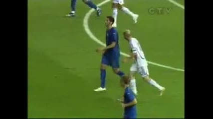 Така става като обидиш Зидан !