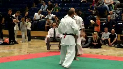 Kyokushin Karate Wheel Kick Knockout - Solomennikov (rus) Vs Lundregan (gb)