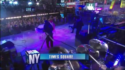 Justin Bieber - Dick Clark's New Years Rockin' Eve 2012