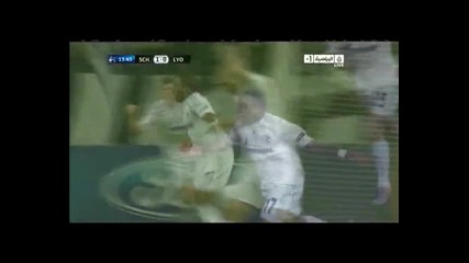 Schalke 1 - 0 Lyon ( Farfan ) 