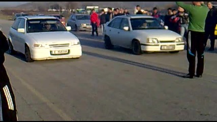 Opel Kadett 16v vs Opel Astra 16v Gsi 