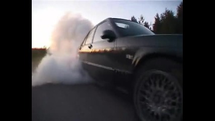 Mercedes 190 3.6 Brabus burnout 