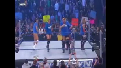 Team Raw vs Team Smackdown (and some Finishers) 