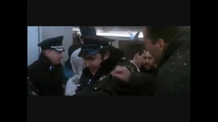 Умирай Трудно 2 / Начална сцена