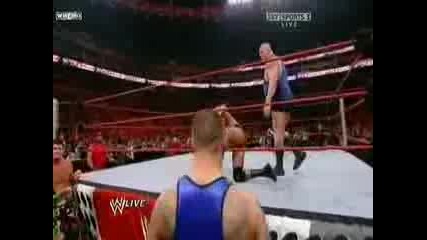 Wwe 26.10.2009 - Triple H vs Big Show ( No Dq Lumberjack Match ) 