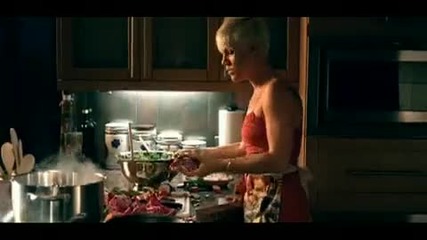 P!nk - Please Dont Leave Me