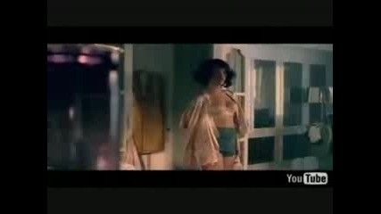 Rihanna - Stupid In Love 