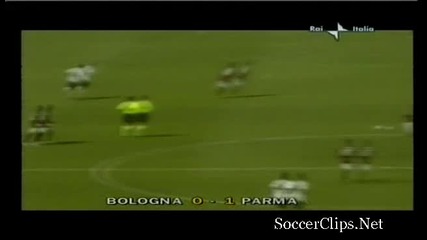 25.04.2010 Болоня 2 - 1 Парма гол на Бибияни 