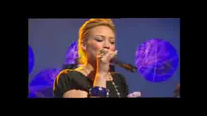 Hilary Duff - Wake Up Live On Bbc(15.10.05)