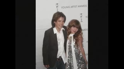 pics of Bella Thorne