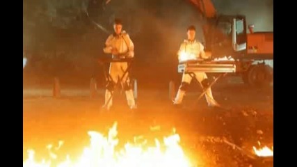 Deep Zone On Fire - Official Video Hd